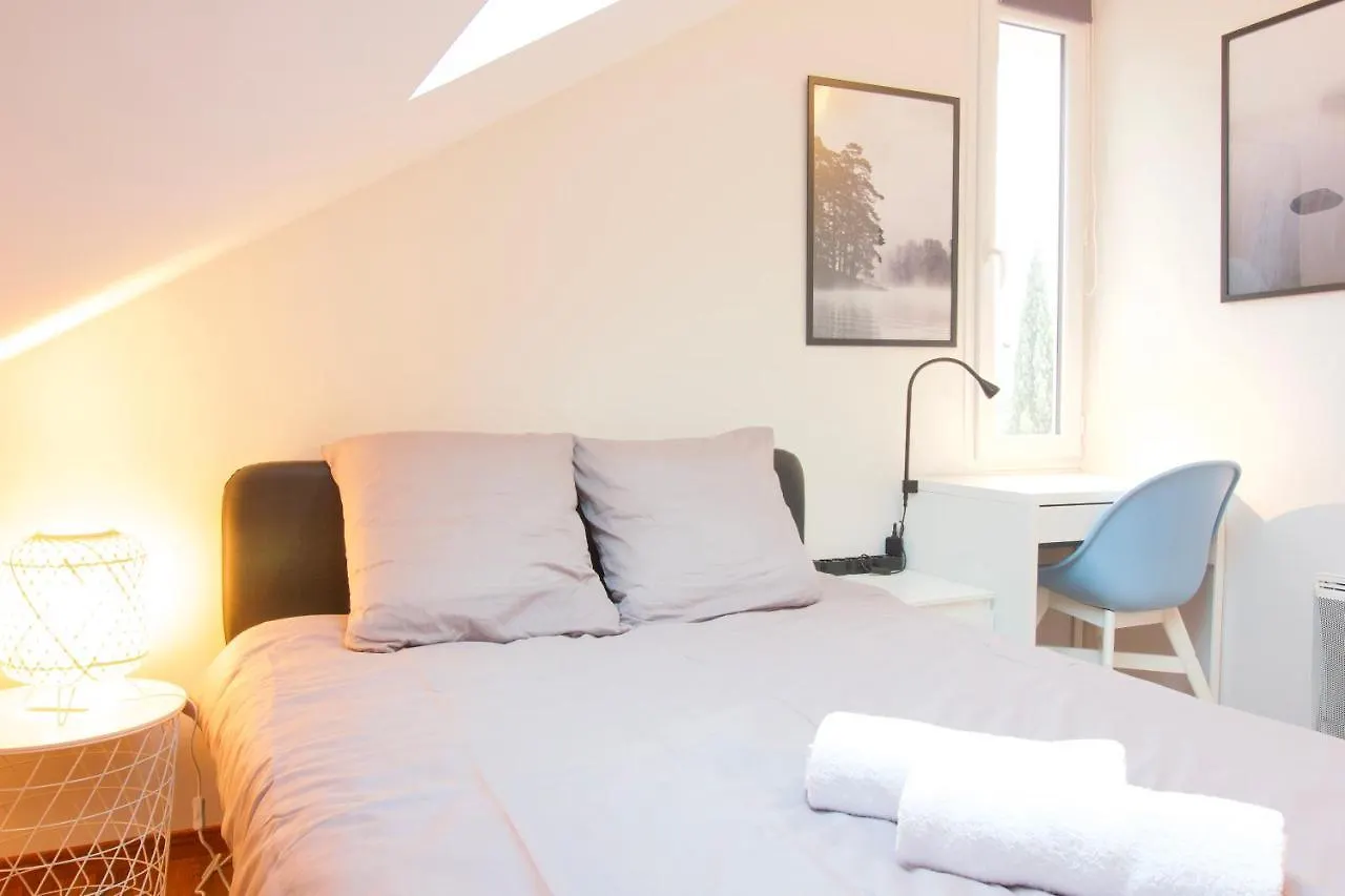 Charmante Maison Avec Piscine Quartier St James Монтелимар
