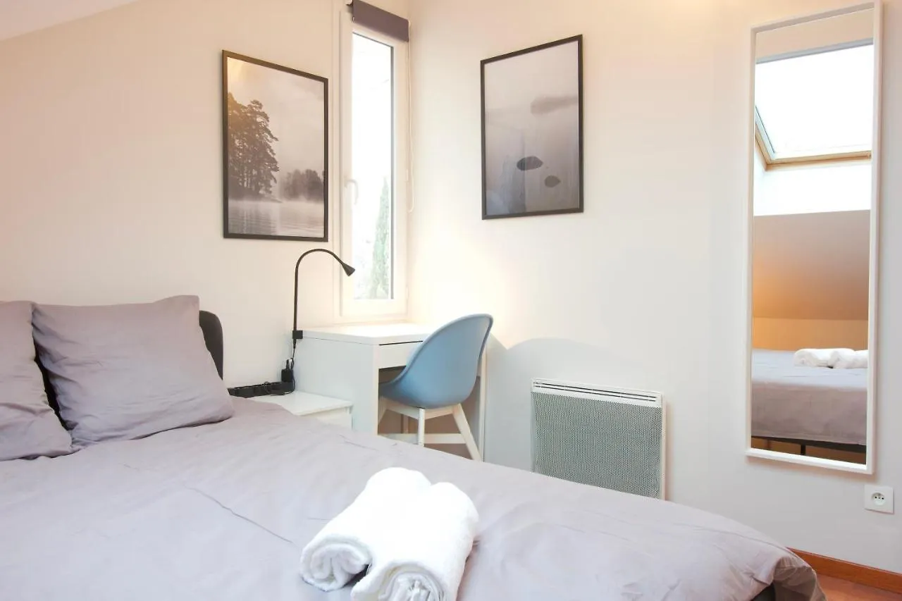 Charmante Maison Avec Piscine Quartier St James Монтелимар 0*,
